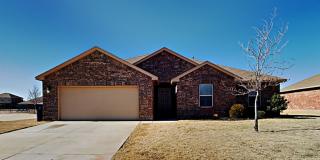 Very Nice 4 Bedroom 2 Bath Home in Yukon Schools Gallery 1