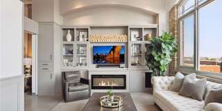 700 Washington Avenue N Gallery 3