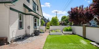 Fully Updated 1912 Audubon Charmer - 5BR/3BA with Hardwoods, Chef's Kitchen & Finished Basement! Gallery 30