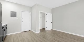 4901 S Drexel Blvd Gallery 3