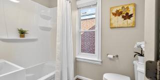 Spacious 3BR/1BA in Wilmington Gallery 9