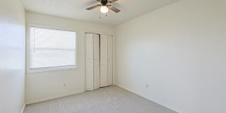8308 Albany Avenue Gallery 36