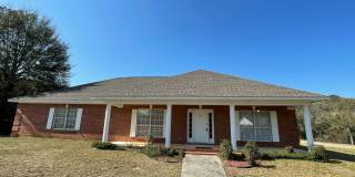 Oak Lake Estates - Pool w/Pool Care Included!   NEW LVP!! Gallery 1
