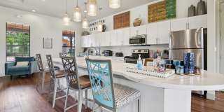 Crenshaw Grand Apartments Gallery 21