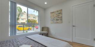 11728 Hamlin Street Gallery 8