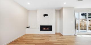 Fantastic Front Side Luxury Denver Townhome! Gallery 7
