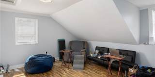 90 Pleasant St Gallery 7