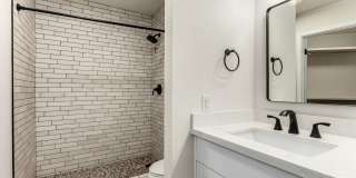 1538 E Laurel Avenue Gallery 19