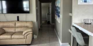 210 W 2Nd Court Gallery 7