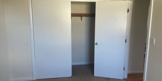 No Fee Massive 2 bed with New floors, kitchen and paint, AC VERY SUNNY!!  PARKING INCLUDED Gallery 8