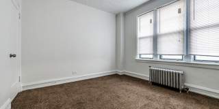 6751 S Jeffery Apartments Gallery 10