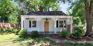 Charming 2BR Home Near Uptown Charlotte Gallery 1