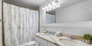 Newly Remodeled and Spacious 3 bedroom 1 bath Rambler Gallery 8