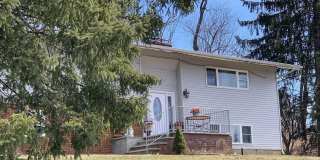 92 HILLSIDE Road Gallery 1