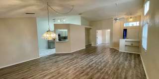 Resort-Style Living Gorgeous two bedroom, two bath, +den, detached villa for rent in North Sarasota Gallery 4