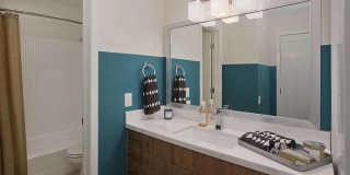 Bayside at Coronado Gallery 12