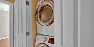 1301 Adams St Ne Gallery 6