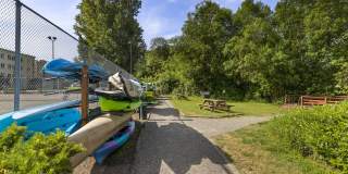 VILLAGGIO ON YARROW BAY Gallery 32