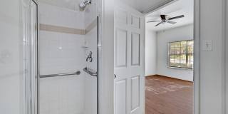 Ashford Wellington - 55+ Senior Living Gallery 4