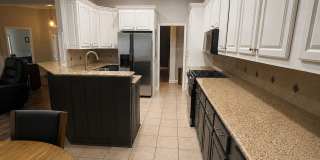 6508 Worth Avenue East Gallery 6