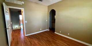 Lovely Townhome in Gate Community! Gallery 11