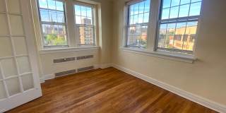 New King Edward Gallery 320