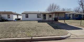 3-Bedroom Home with Updated Kitchen Gallery 1