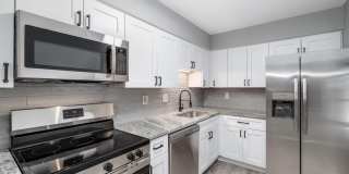 1 BED RM CONDO - FARMINGTON HILLS Gallery 1