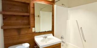 Remodeled!! Close to Shopping, VA Hospital and Hilaman Golf Course! Gallery 20