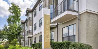 Meridian at Grandview Gallery 33