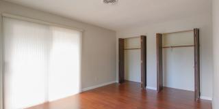 2 Bedroom Condo for Rent in Redding CA with Pool, Tennis Courts, Garage | The Bluffs Gallery 12