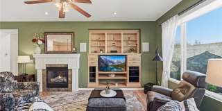 Spacious 2Br in Trilogy at Redmond Ridge 55+ Community Gallery 12