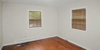 1 bedroom Condo in Cotswold Gallery 16