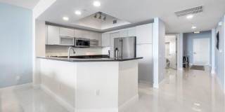 2650 Lake Shore Drive Gallery 10