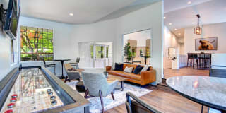 Woodlake Apartments Gallery 28