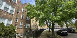 4950 North Christiana Avenue - Garden Gallery 17
