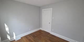 1339 Lee Street Gallery 11