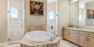 3101 SW 26th Place Gallery 28