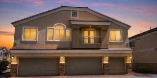 2 bedroom townhome with 1 car garage 2 bedroom townhome with 1 car garage Gallery 1