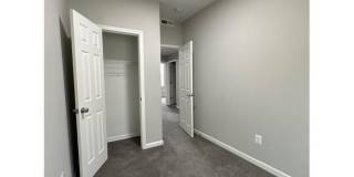 500 Edgewood Street Gallery 12