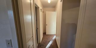 Cozy 2 bedroom Duplex Near Willamette U. Gallery 5