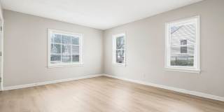 Newly Renovated - 3 Bed, 1.5 Bath Single-Family Home w/ Garage!! Gallery 15