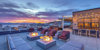 Windsor Queen Anne Gallery 2