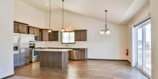 3 Bed 3 Bath Single Family Home Gallery 5