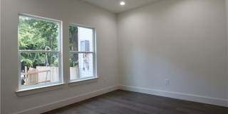 705 Harris Full - Modern Duplex 8 Bed / 7.5 Bath Available August 2027 Gallery 47