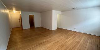 5424 Fifth Avenue Gallery 99