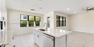 2485 Primrose Pl Gallery 7