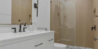 3121 Yorkshire Lane Gallery 49