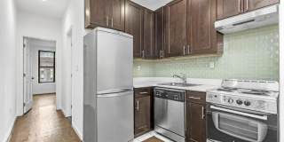 32 Garnet Street Gallery 6