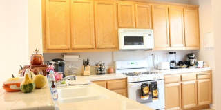 Lovely 3BR 2.5BA Home in great Gilroy Community Gallery 4